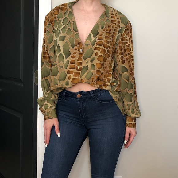 Vintage Giraffe 🦒 Print Blouse - Picture 3 of 6